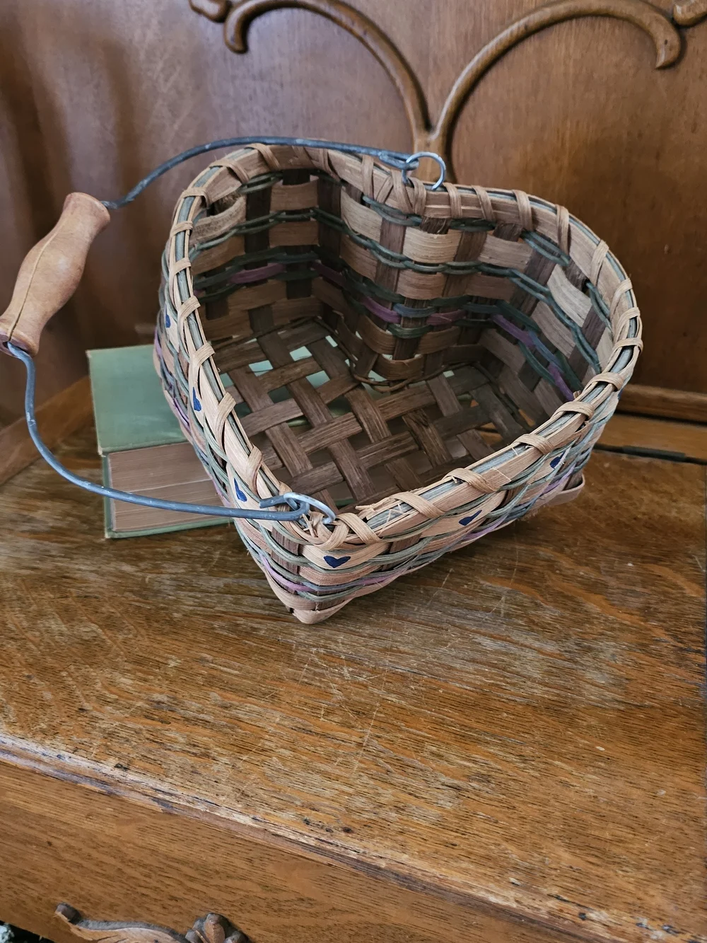 Vintage Folk Art Woven Basket Blue Hearts Wood Handle Cottage Decor